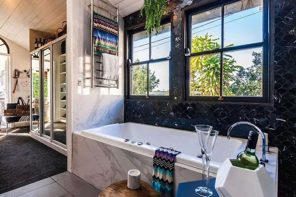 Willa Stunning Tropical Oasis Free Parking Brisbane