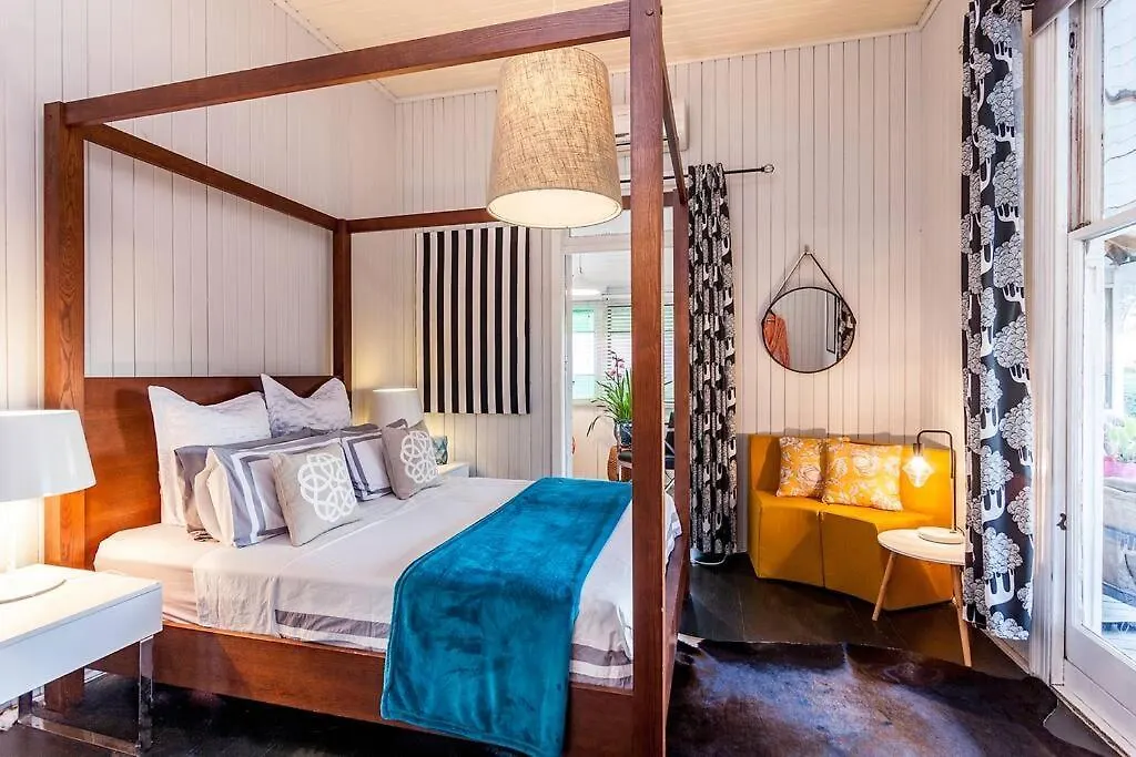 Stunning Tropical Oasis Free Parking Villa Brisbane
